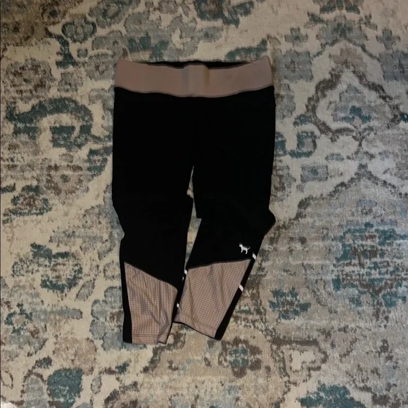 Pink T-Shirt and Black Leggings Set - Picture 3 of 3